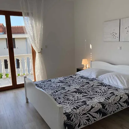 Apartment In With Two-bedrooms 10 *