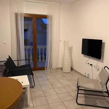 In With Two-bedrooms 10 Daire