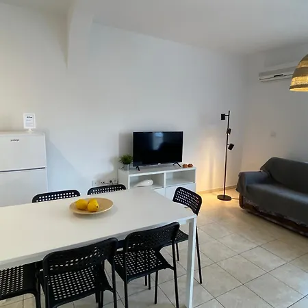 דירה In With Two-bedrooms 10