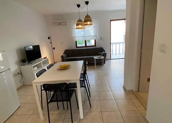 In With Two-bedrooms 10 Apartman *